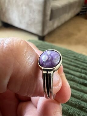 Sterling Silver ring with purple Charoite Stone Size 5 3/4"